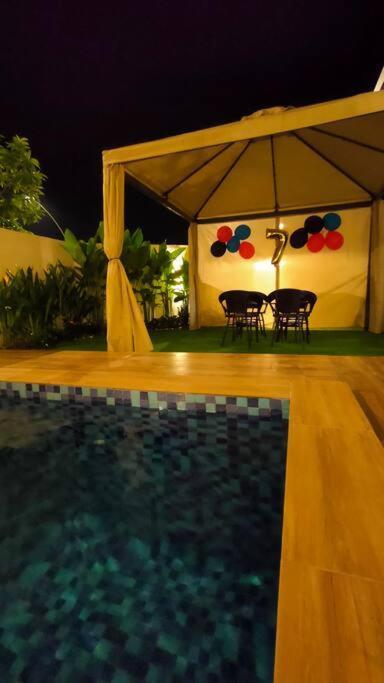 Spring Fields Homestay By Sizma Semenyih Esterno foto